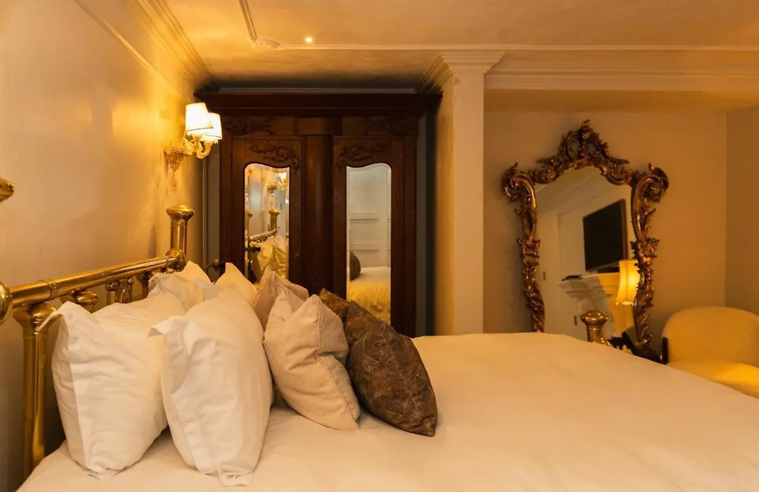 Mansion Papilio-1