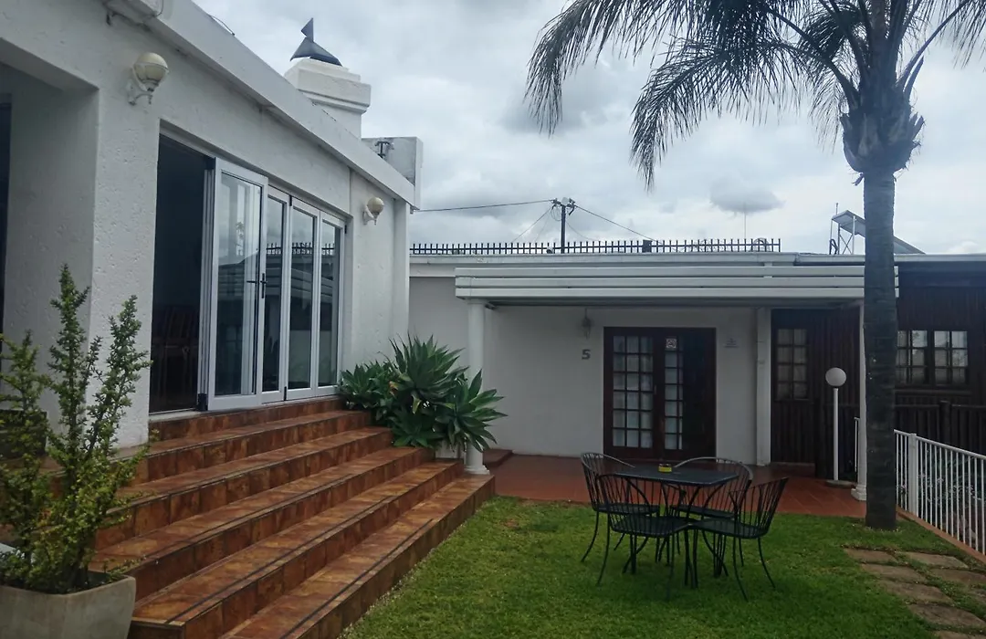 Palm View Guest House-1