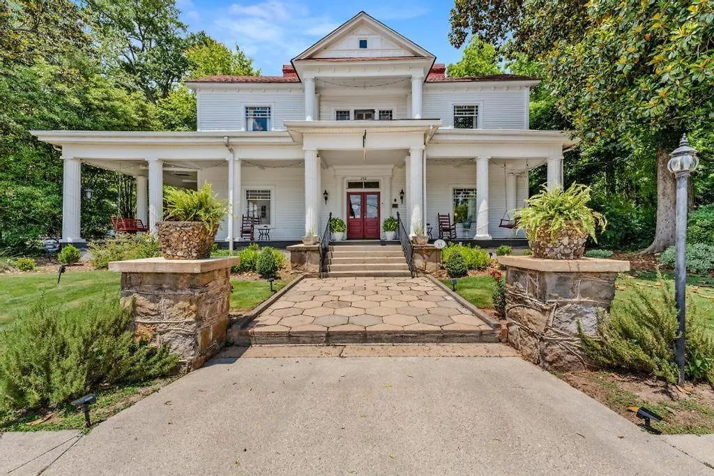 Veranda Historic Inn-1