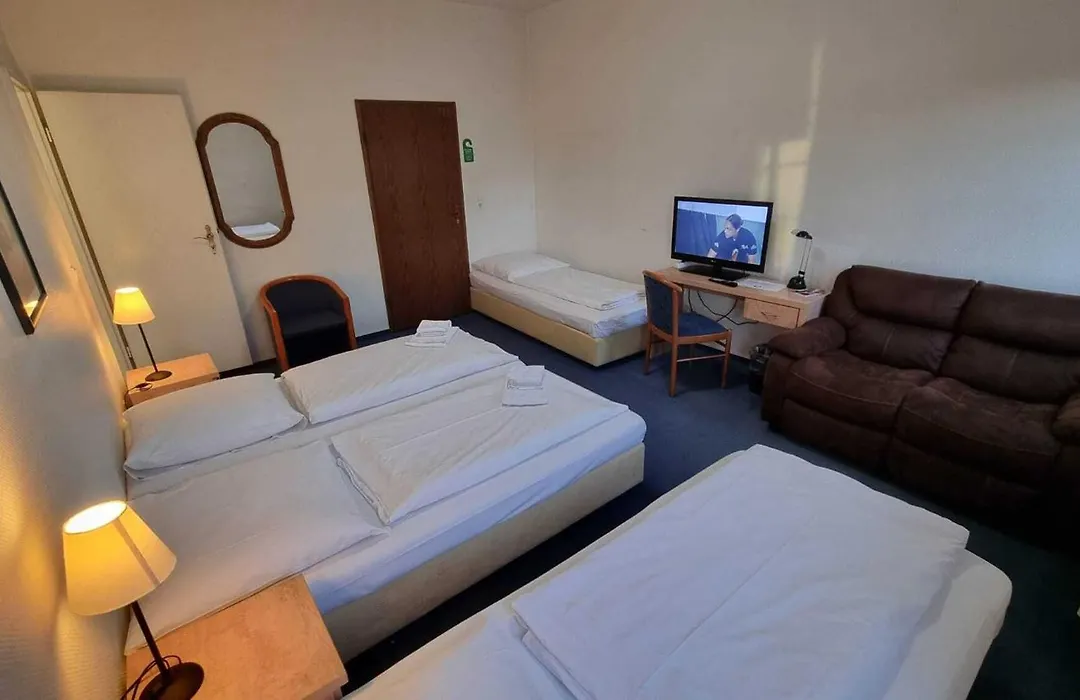 Hotel 3H Mannheim-1