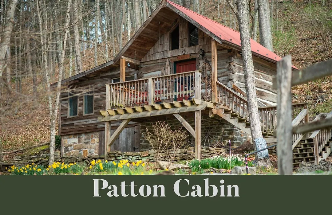 Moore House Inn & Cabins-1
