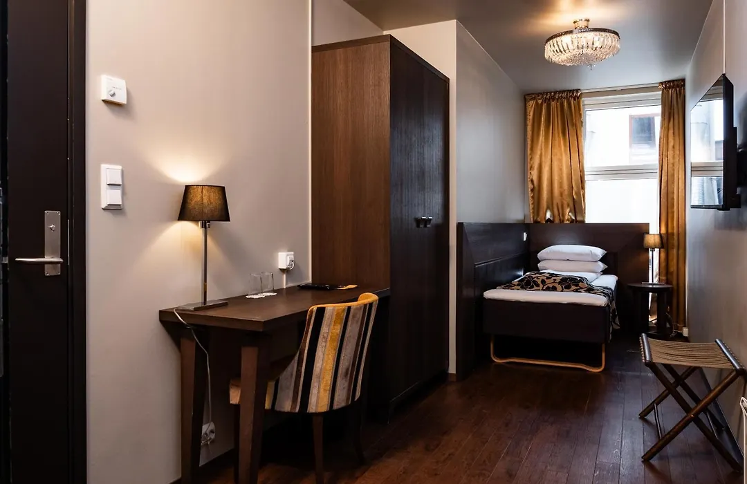 Banken Hotel-1