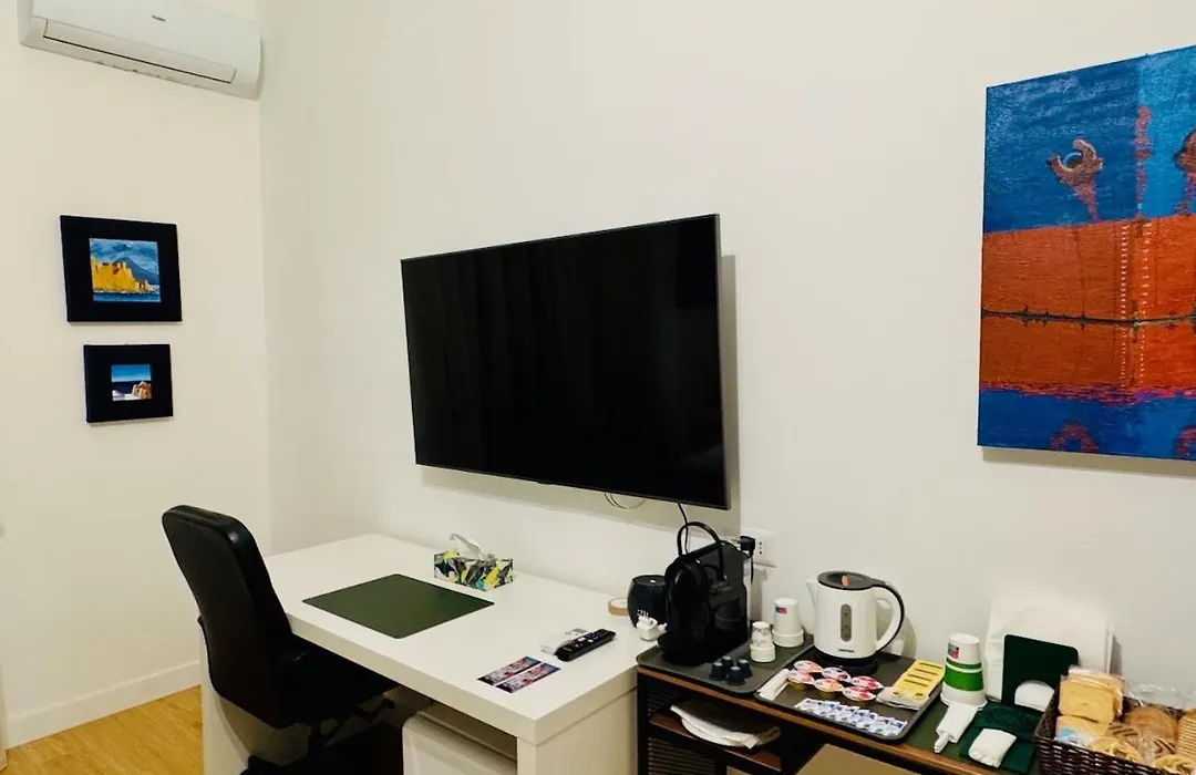 Art Studio 125-1