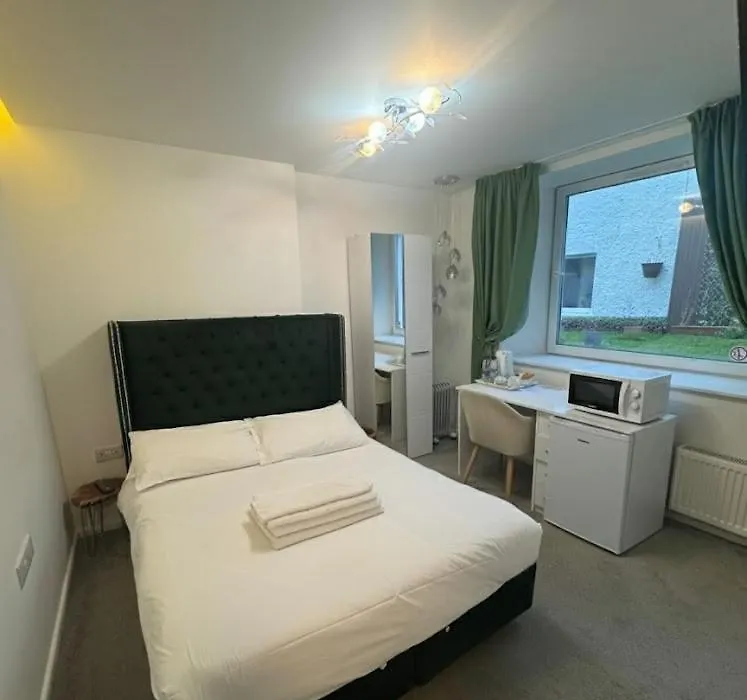 Oyo Newquay Beach Hotel-1
