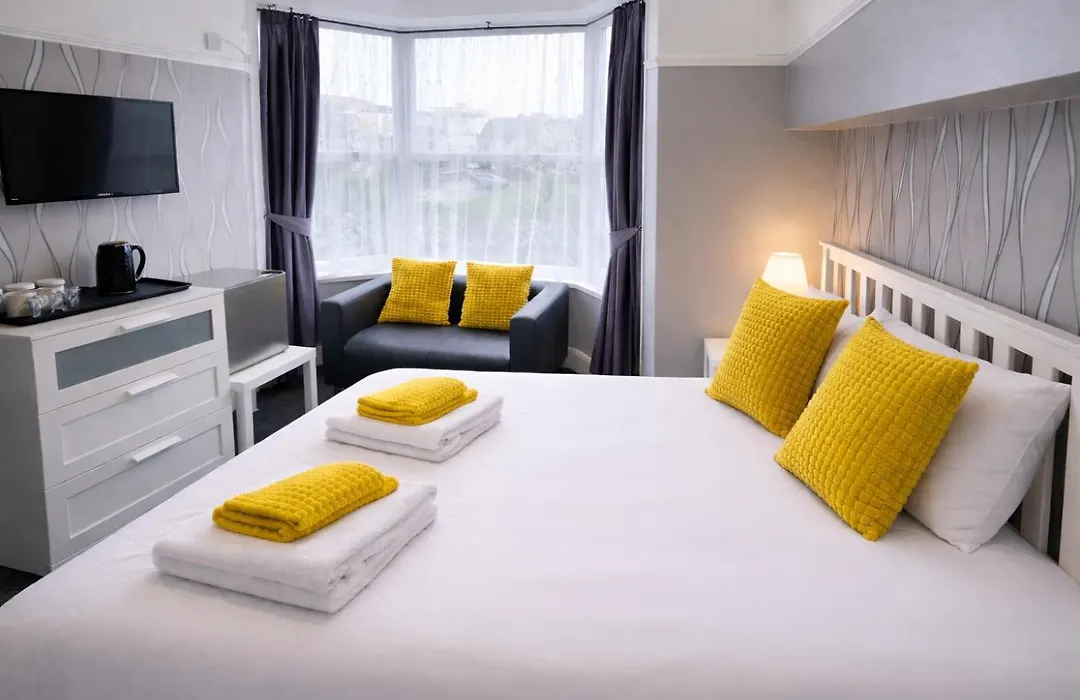 The Roslyn Guest House-1
