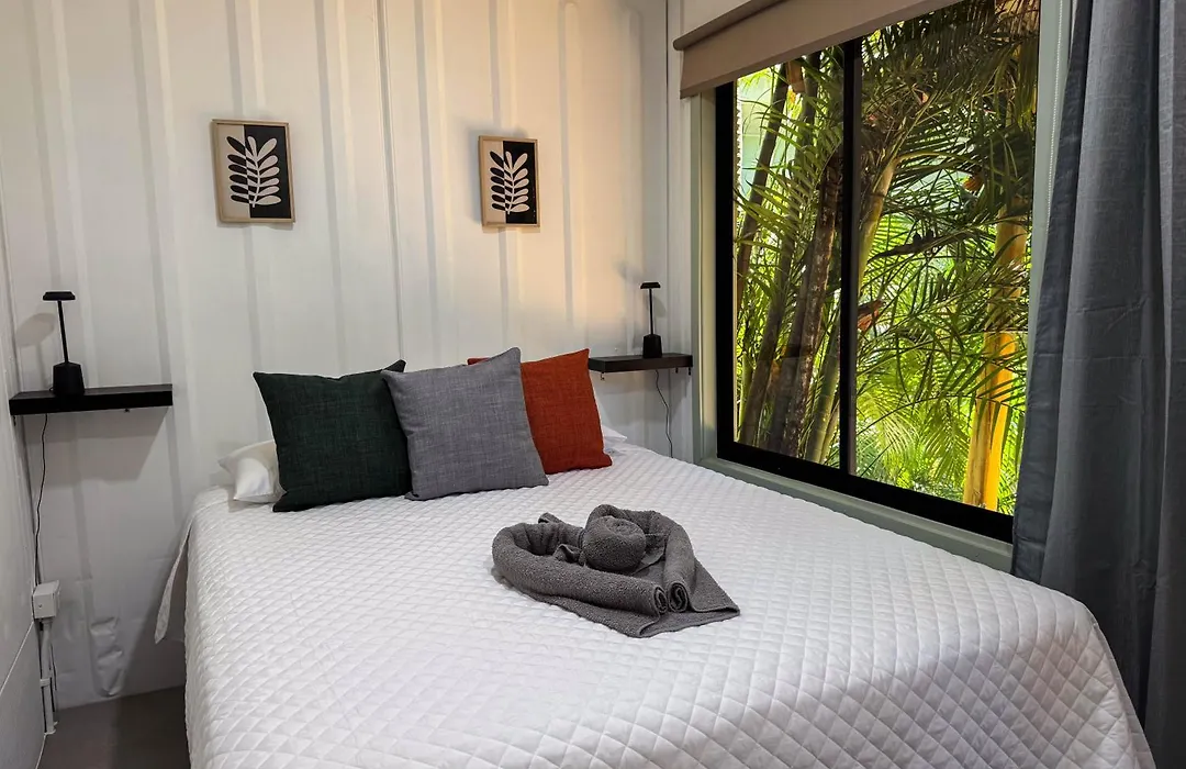 Refugio Surf Lodge-1