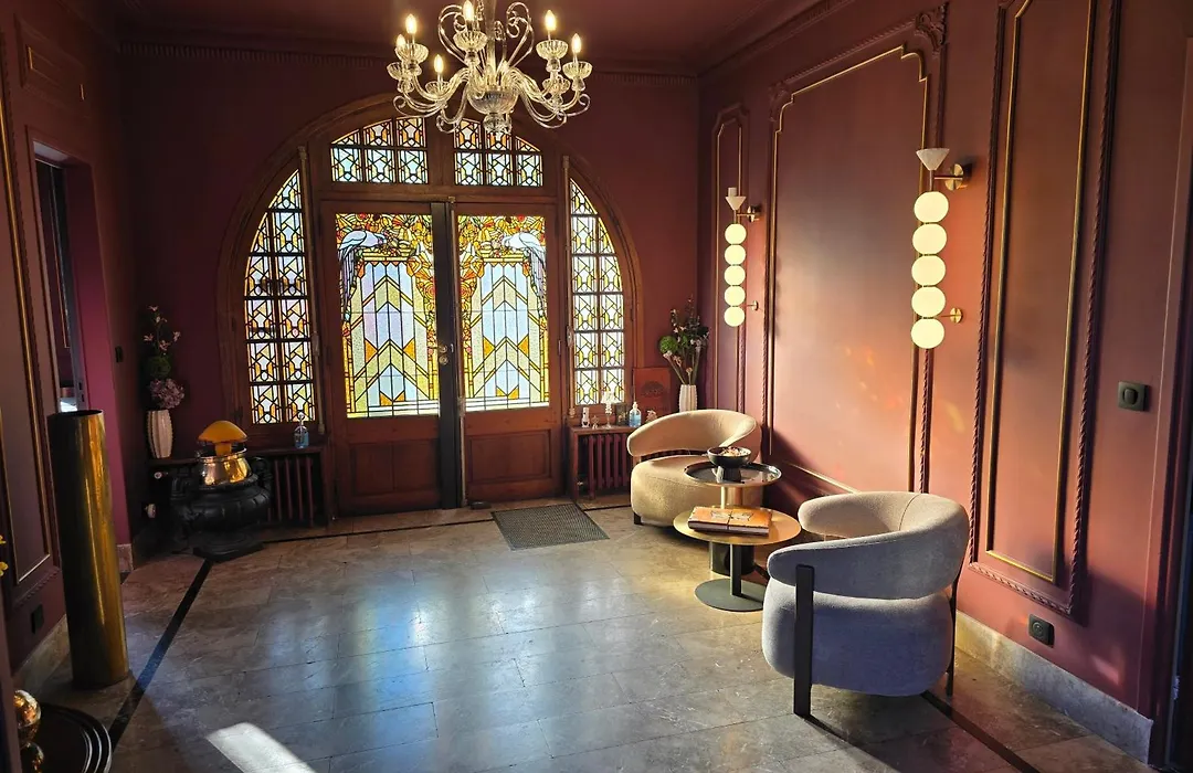 Le Castel Guesthouse-1