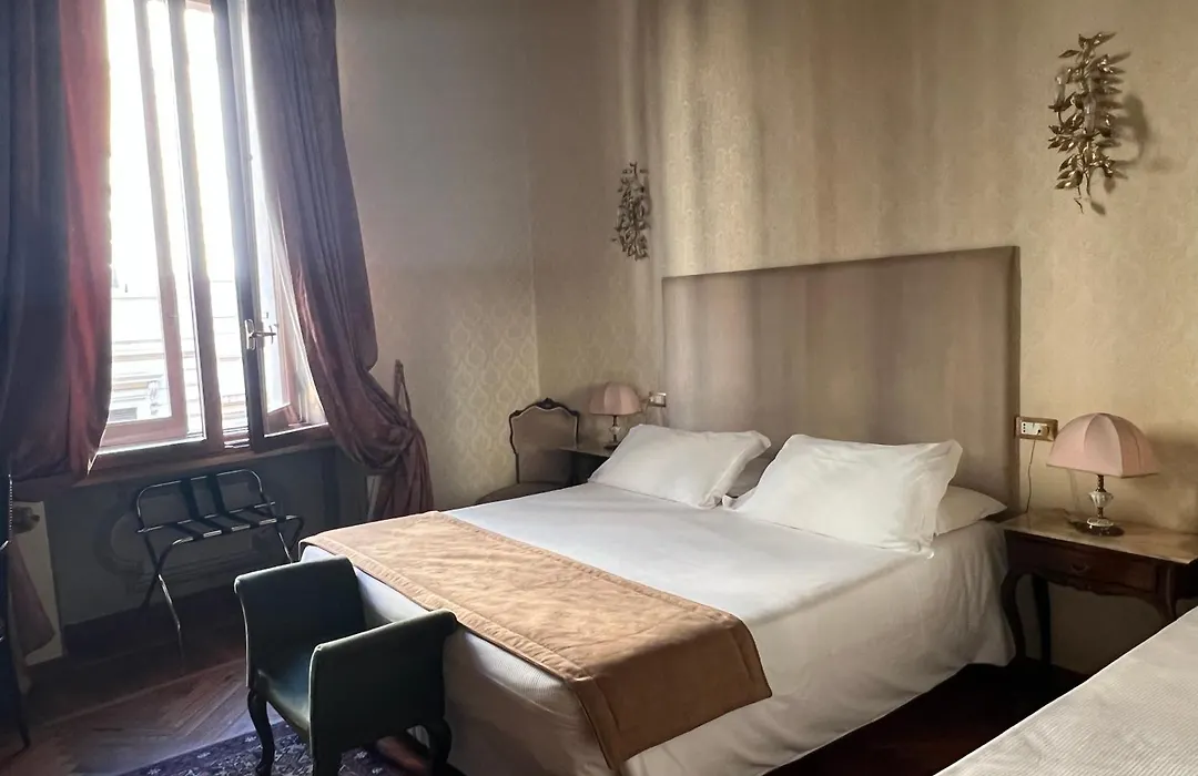 Affreschi Su Roma Luxury B&B-1