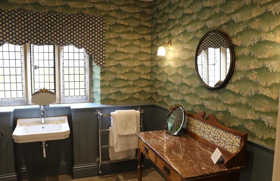 Hever Castle Luxury Bed And Breakfast-1