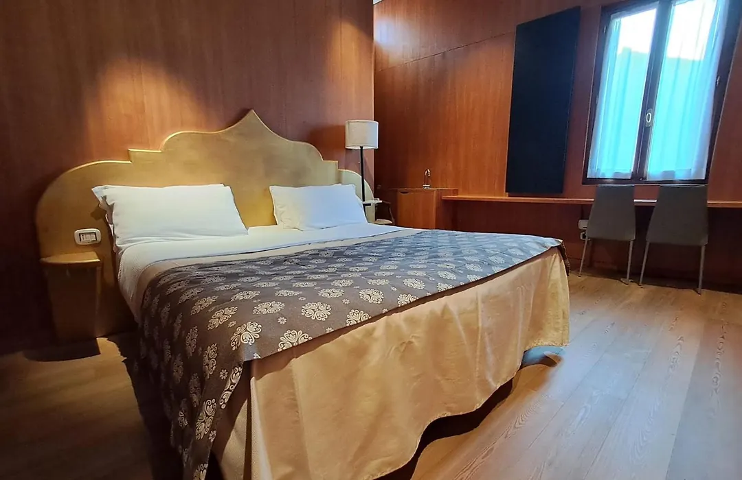 Ca' Cappellis - Luxury B&B And Exclusive Apartments-1