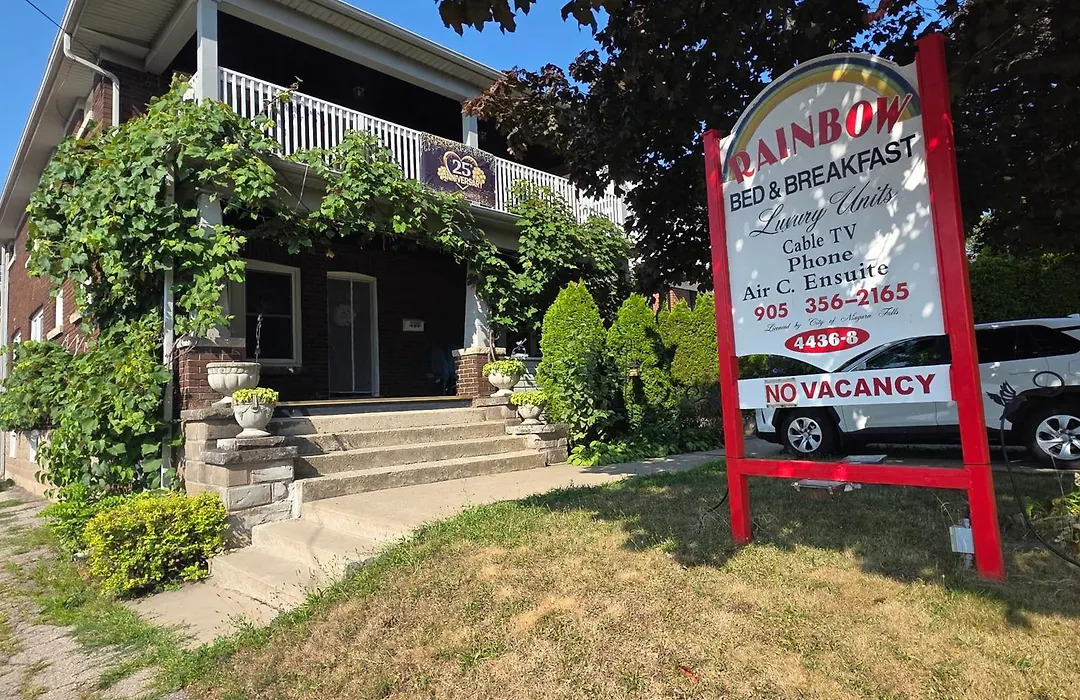 Rainbow Bed & Breakfast-1