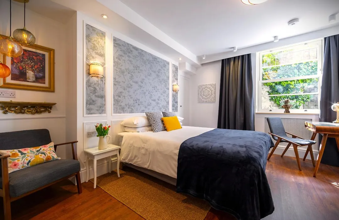 Ferndale Mews-1