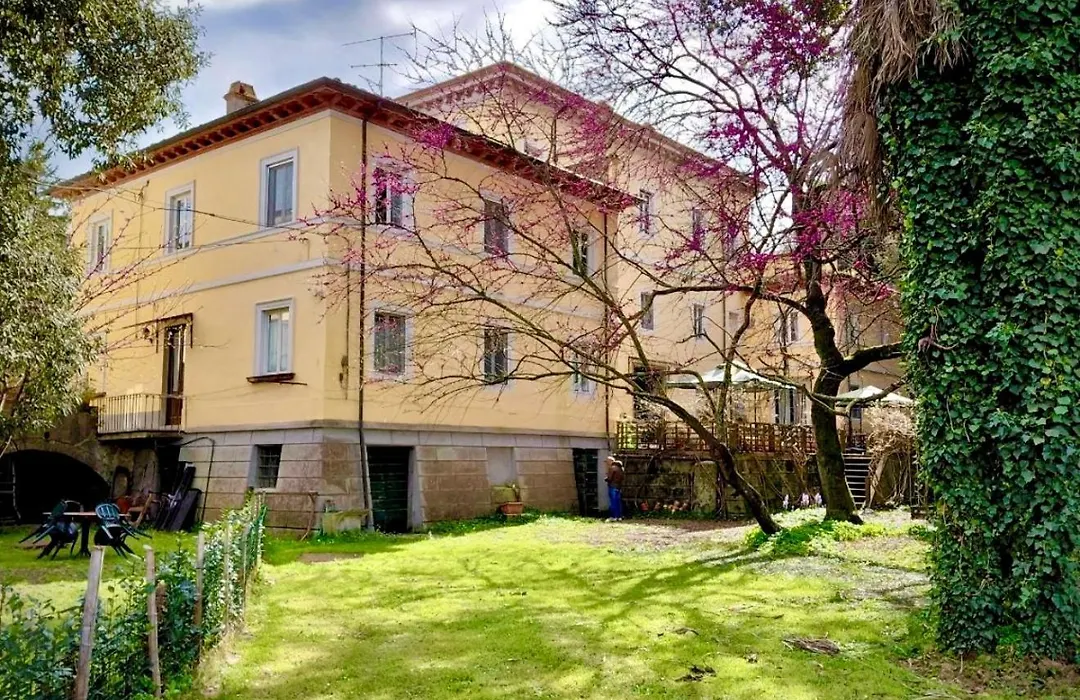 Villa La Dogana - B&B With A Lovely Garden - Private Parking - Slow Living In An Old-Fashioned Historical Home-1