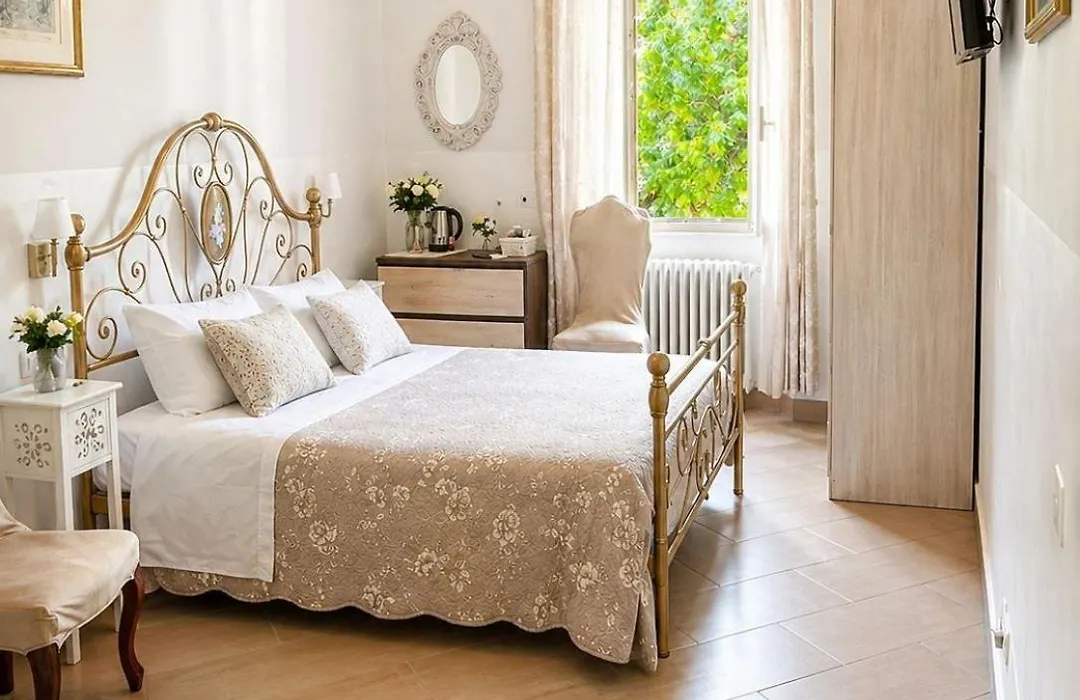 La Petite Maison-1
