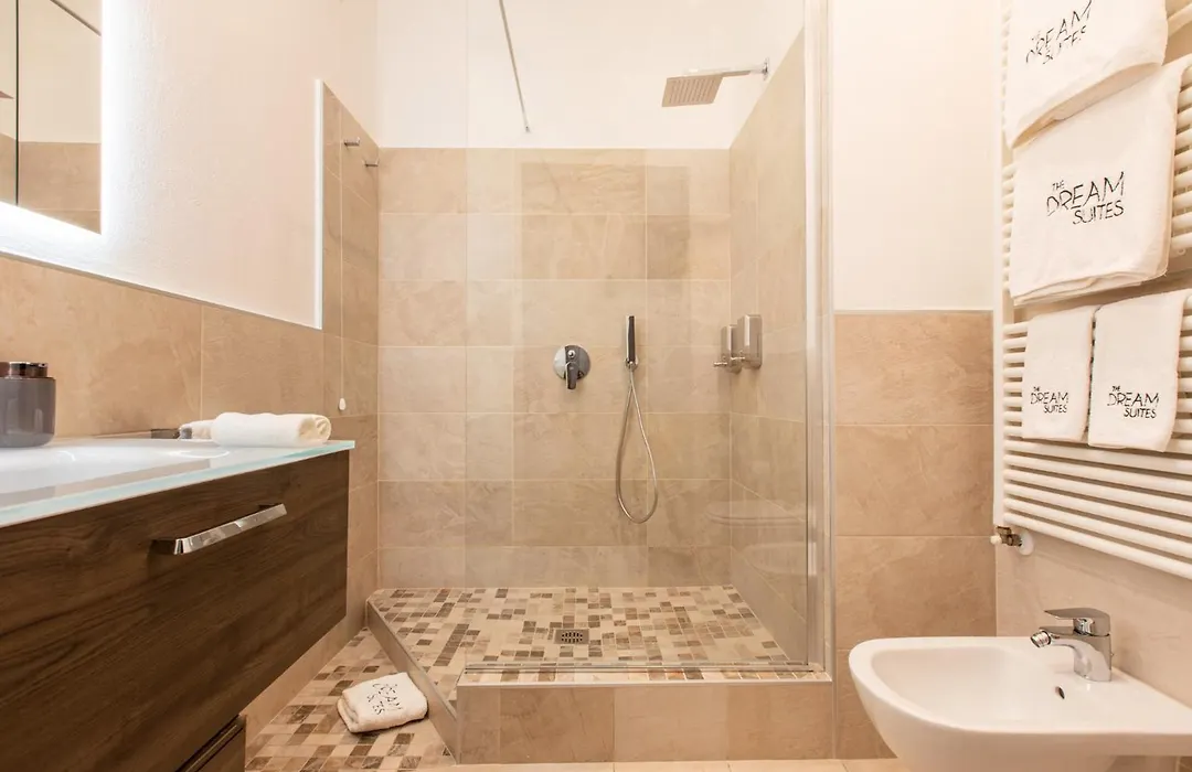The Dream Suites Milano Centro-1