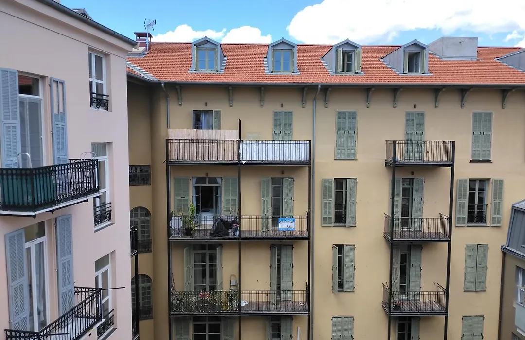 Chez Brigitte Guesthouse-1