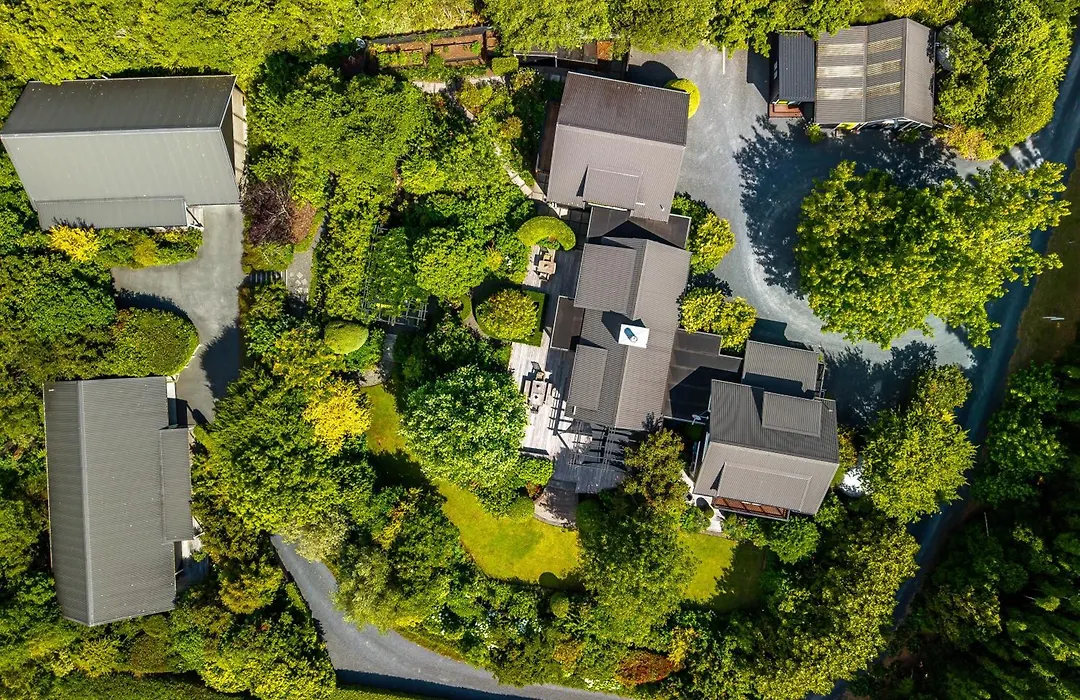 Treghan Luxury Lodge-1