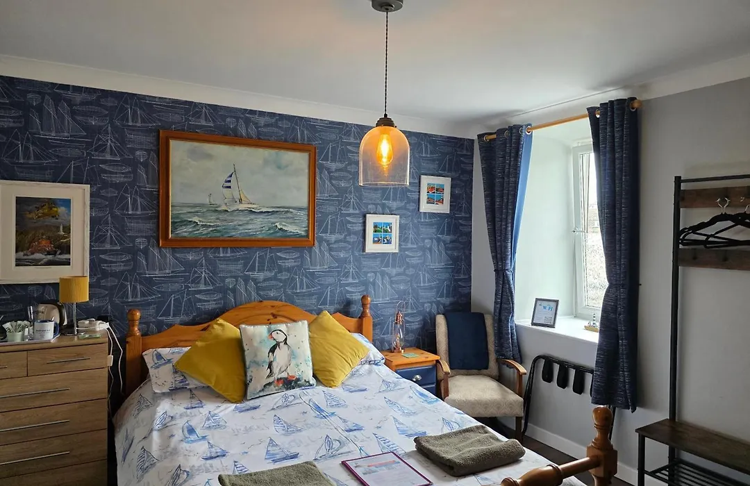 The Seafront Inn Holyhead-1