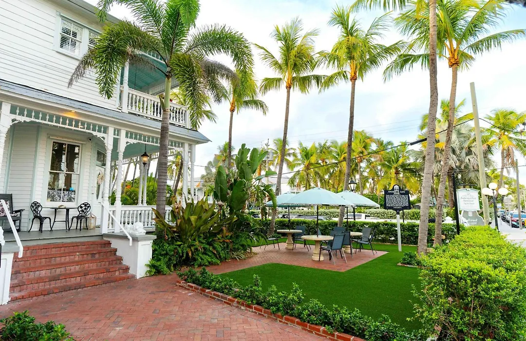 Southernmost Point Guest House & Garden Bar-1