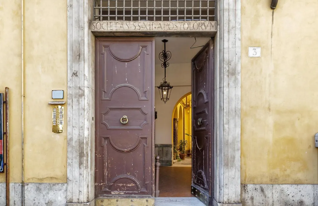 Al Centro Di Roma-1