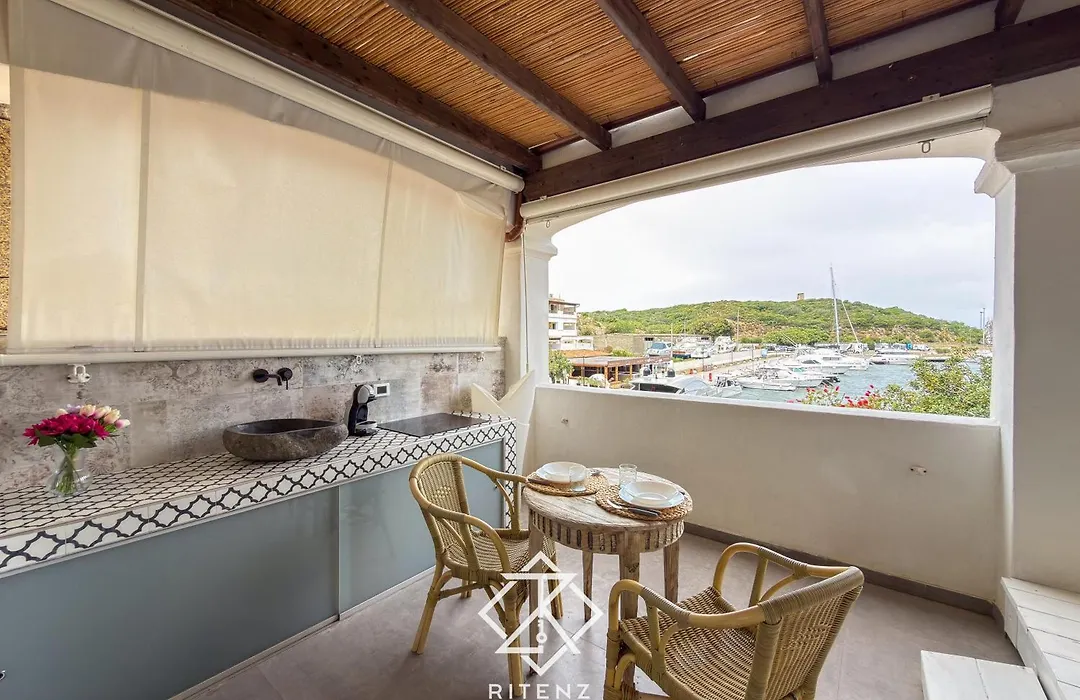 Relais Du Port-1