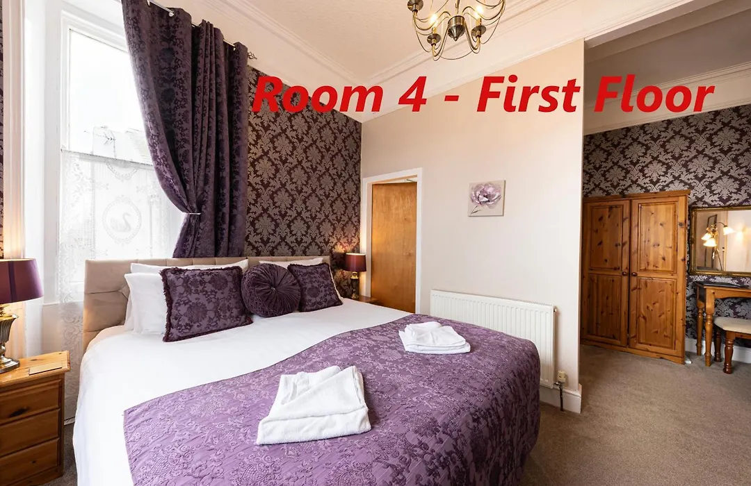 The Annan Hotel-1