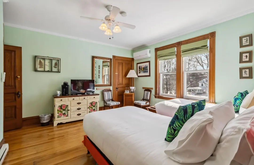 Alicion Bed & Breakfast-1