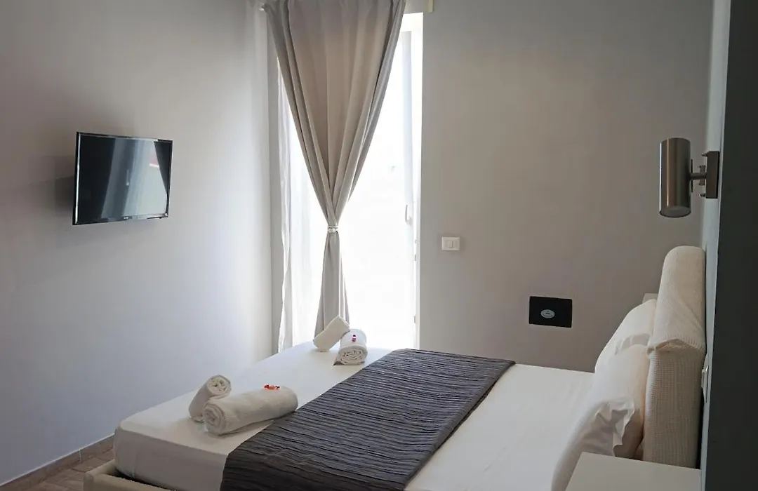 B&B Purple Italy-1