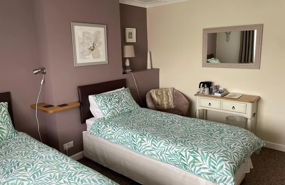 Fernlea Guest House-1