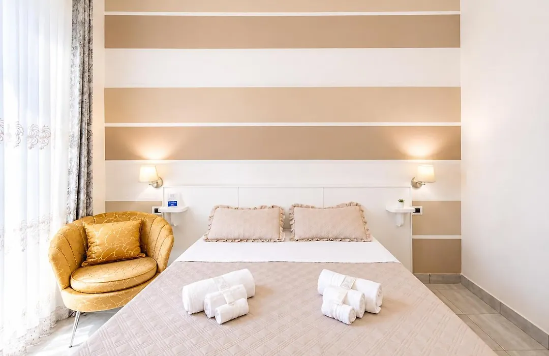 Bamba Luxury Suites Napoli Central Station-1