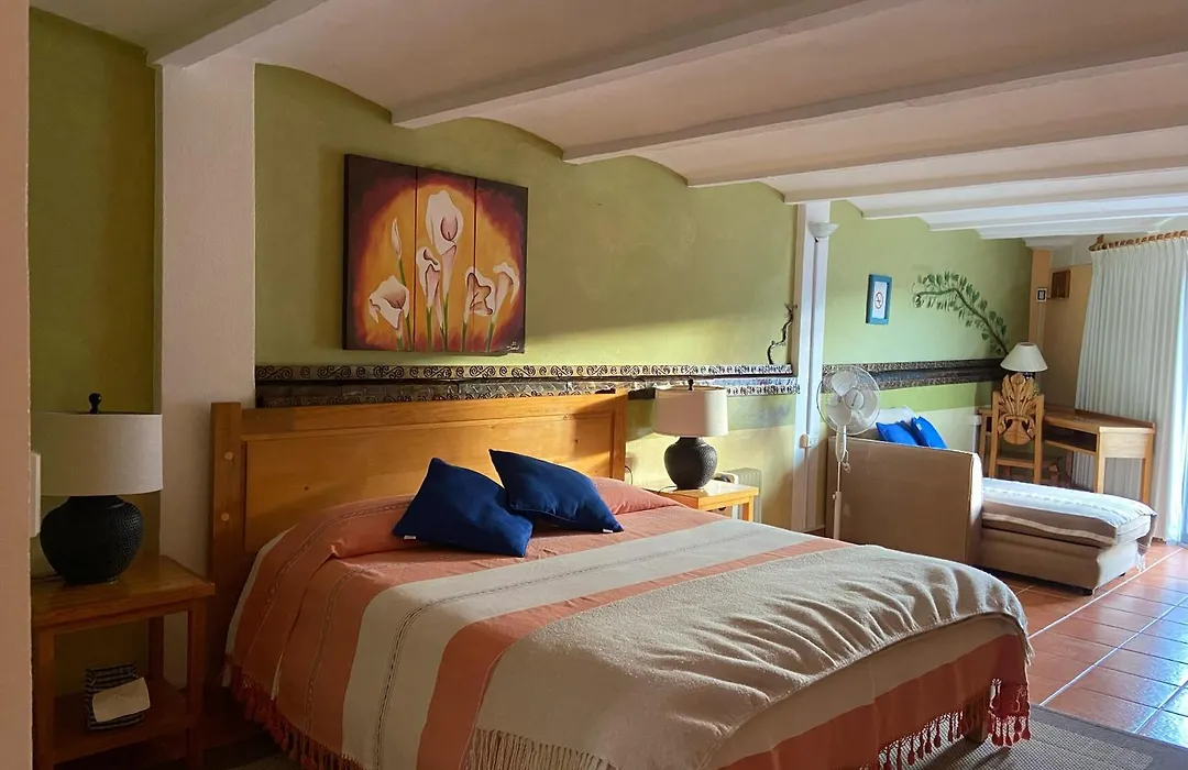 Casa Zuniga Extended Stay-1