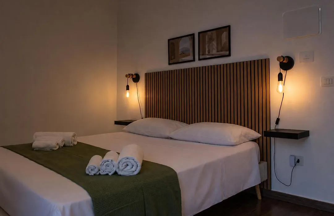 Zurria Rooms-1