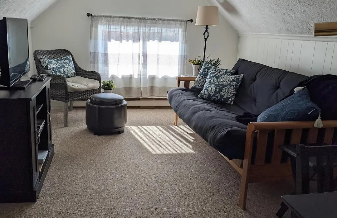 Colborne Bed And Breakfast-1