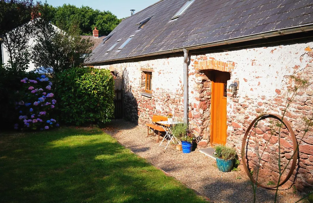 The Old Cowshed - B And B-1