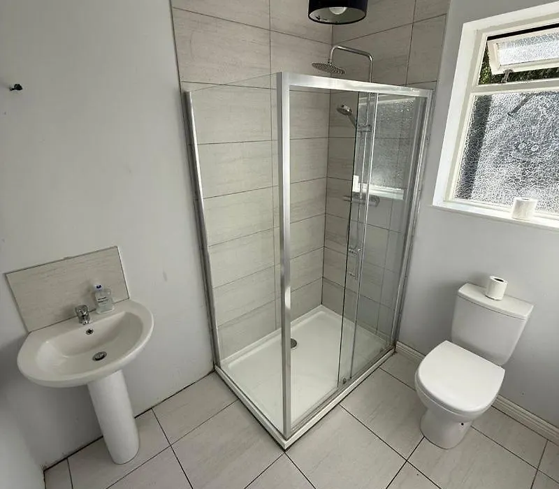 Leyland House Serviced Accommodation-1