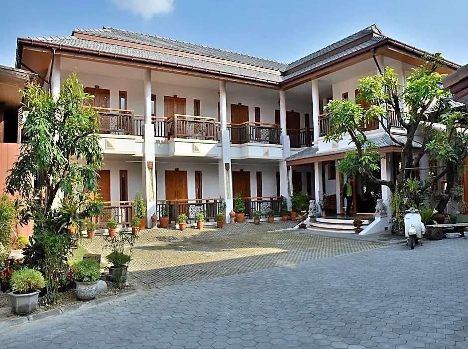 Gordnuea Boutique House-1