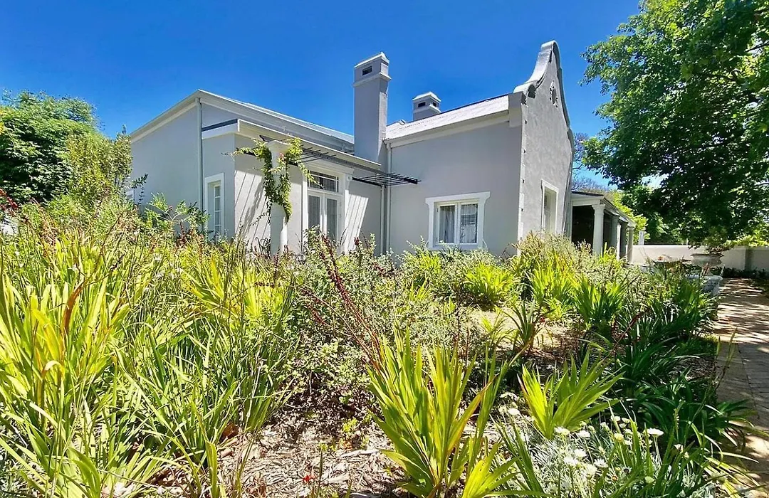Banhoek Corner Guesthouse-1