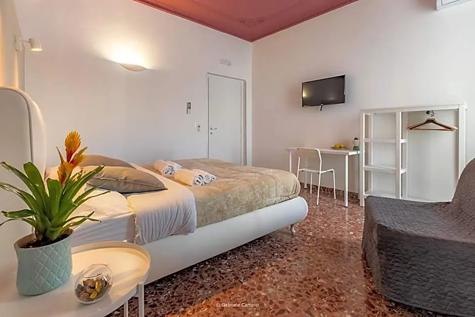 Bella Vista Rooms-1