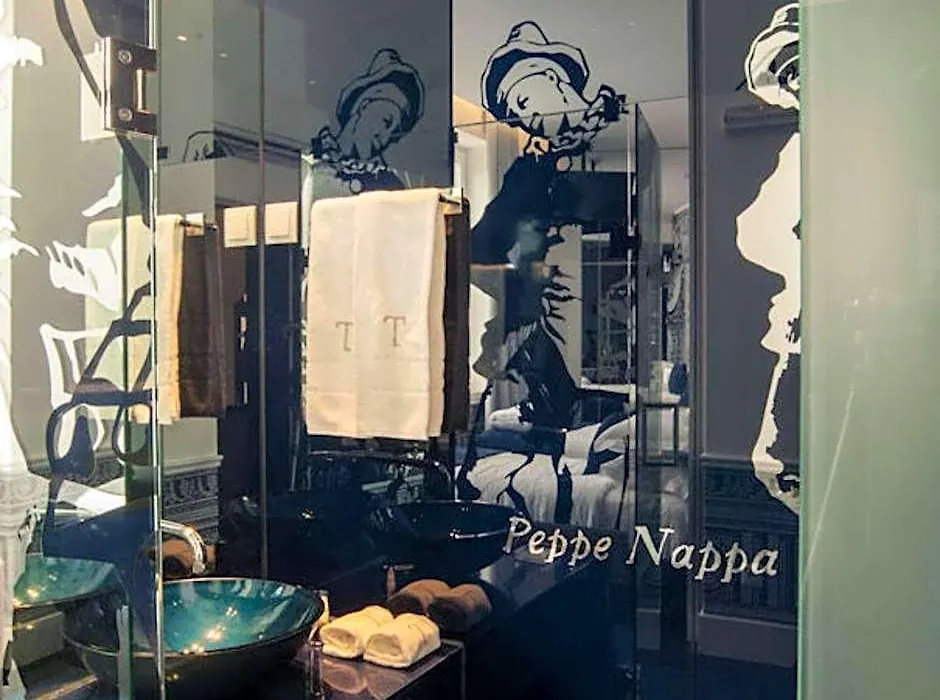 Teatro Boutique Rooms & Suites-1