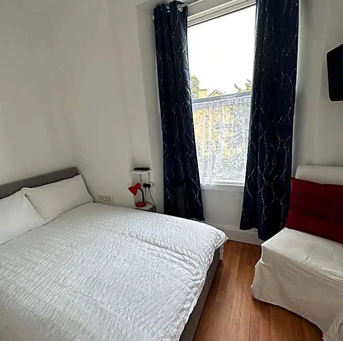 Manor Lodge Guesthouse-1