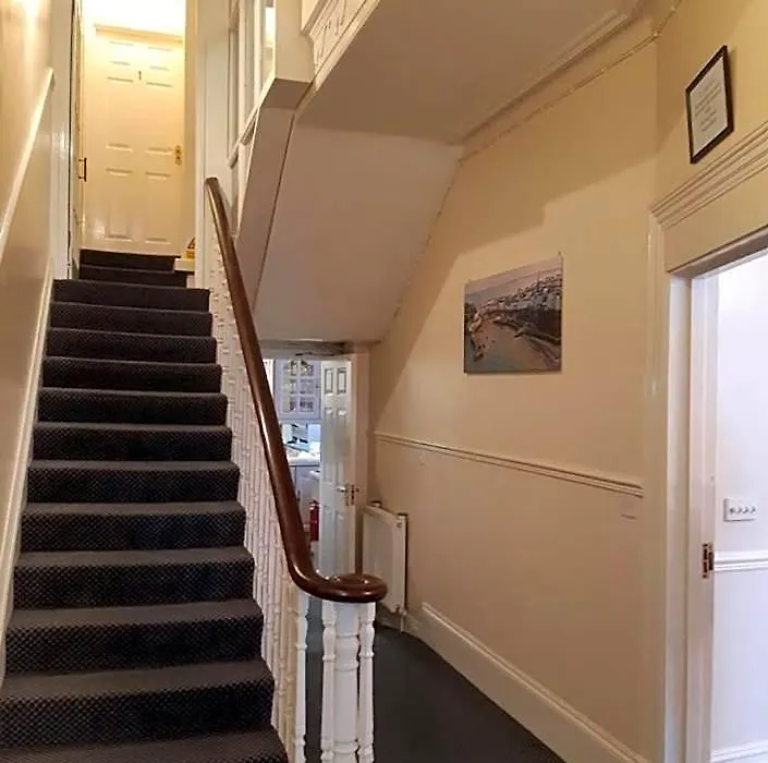 Hildebrand Guest House-1
