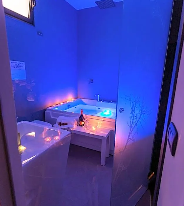 Etnea 208 Luxury Jacuzzi Suite Catania-1