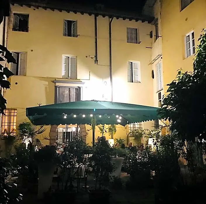 Al Cardinale Rooms&Studios-1