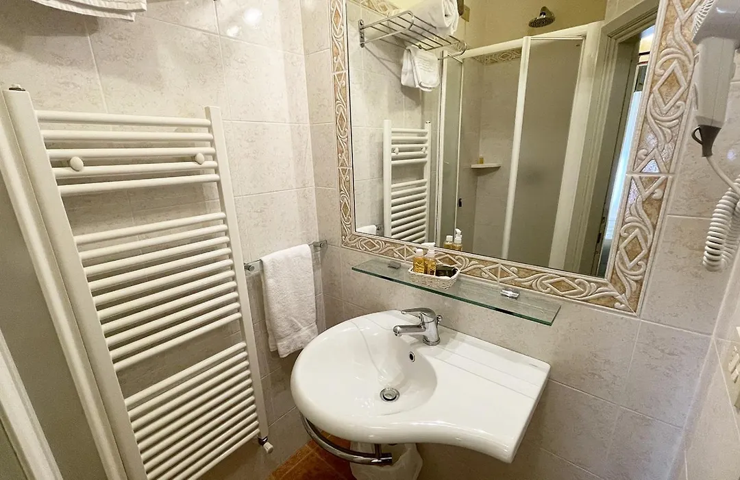 B&B Piccolo Hotel-1