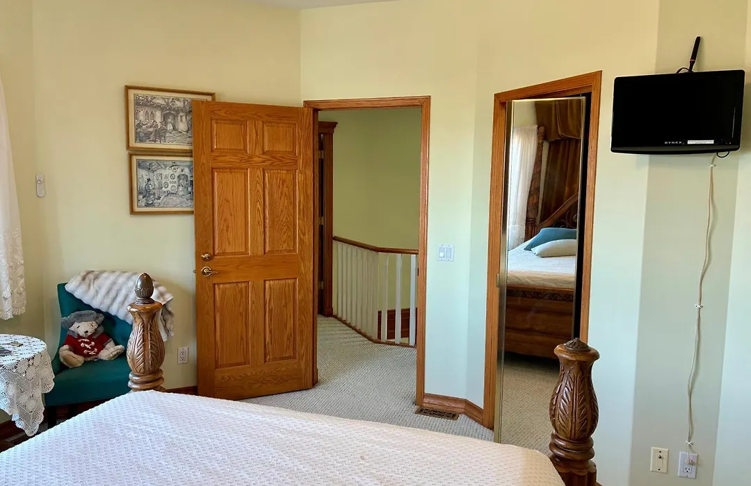 Rocky Mountain View Bed & Breakfast-1