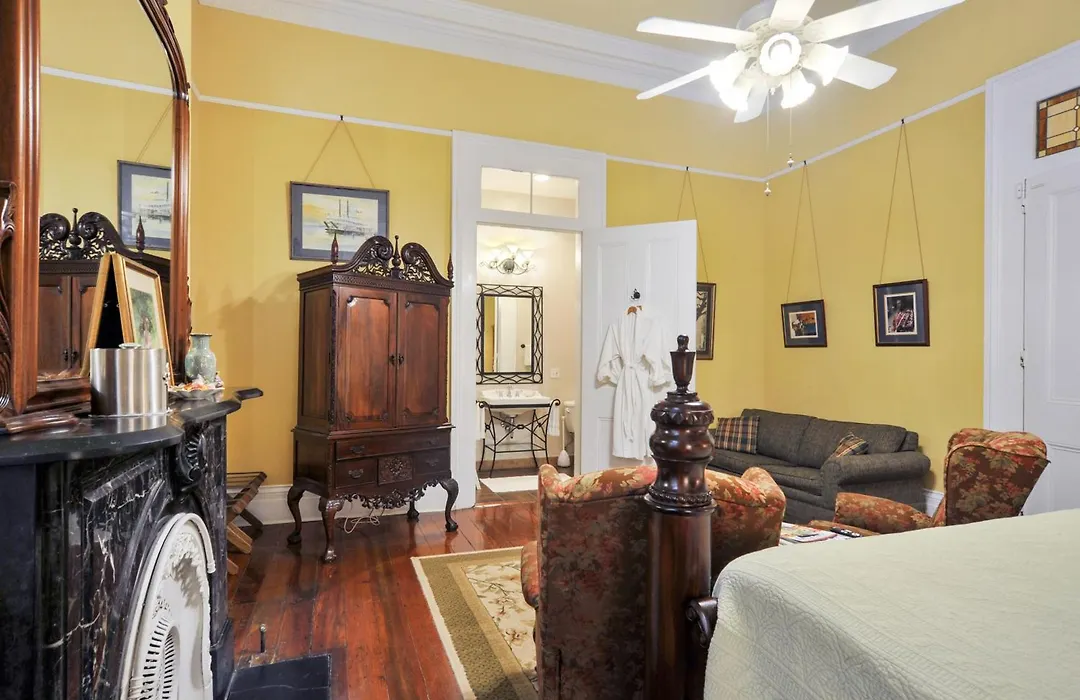 Ashton'S Bed And Breakfast-1