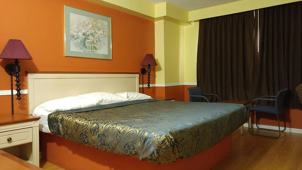Budget Inn 2000-1