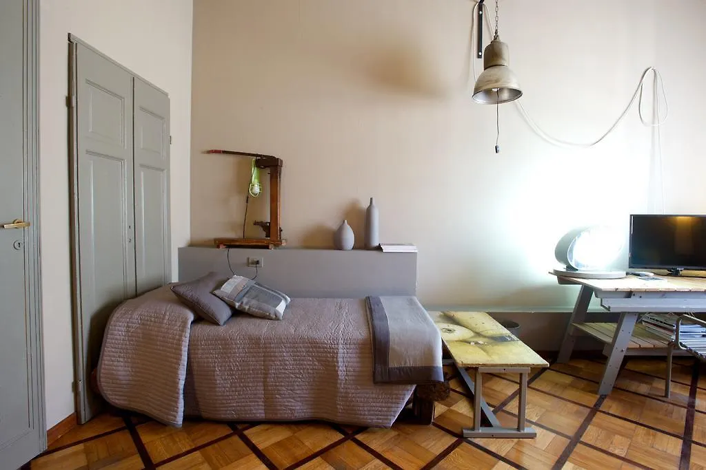 Bed+Art Milano Centrale-1