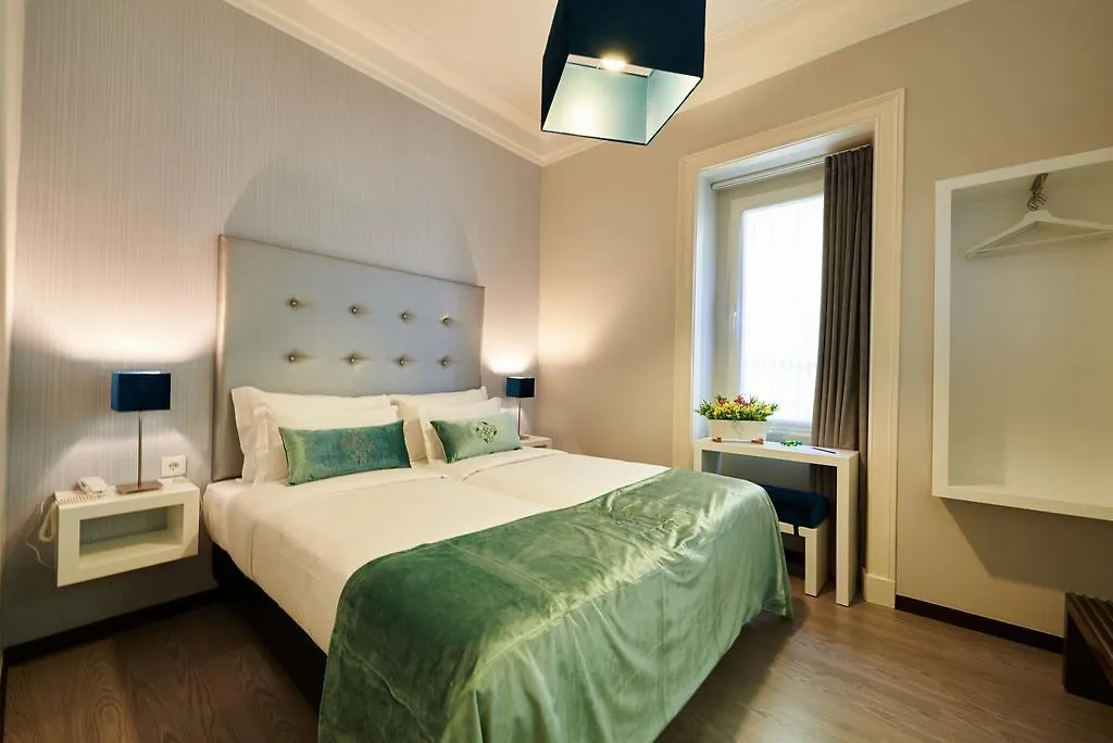 Silk Lisbon-1