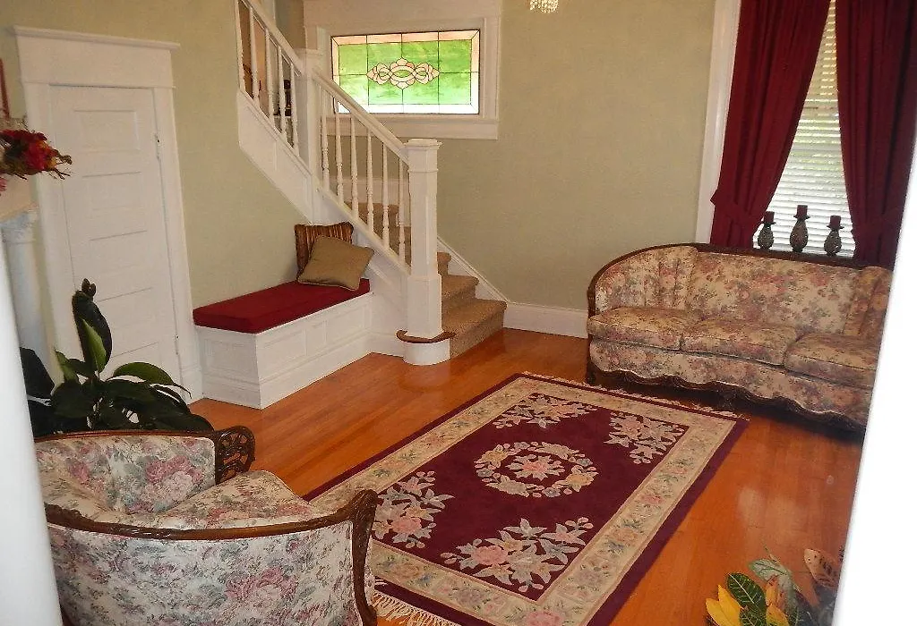 Sandstone Street Bed And Breakfast-1